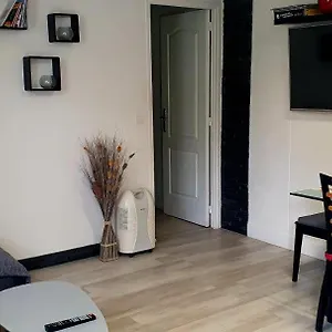  Holiday home 84 Eme Rue France